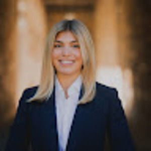 Meet your Posher, Lucia